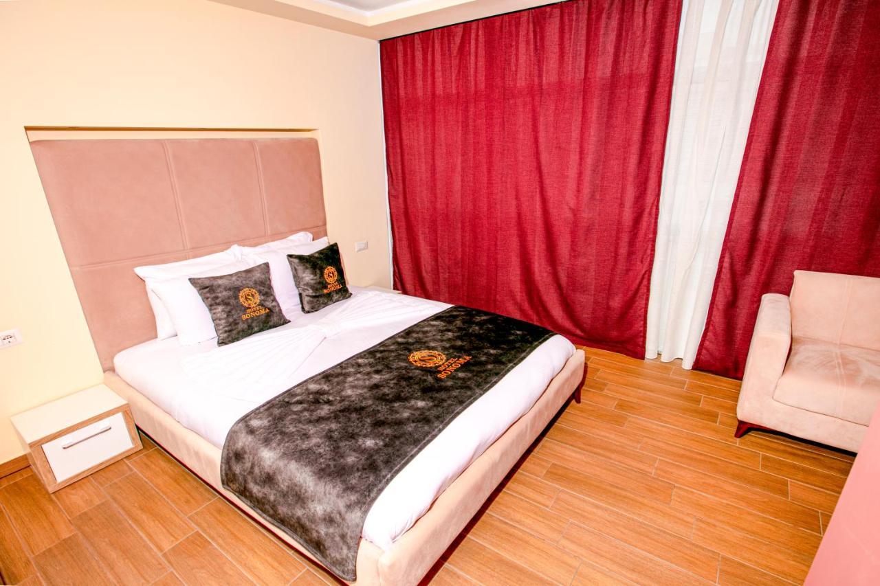 Hotel Sonoma Kosovo Polje Extérieur photo