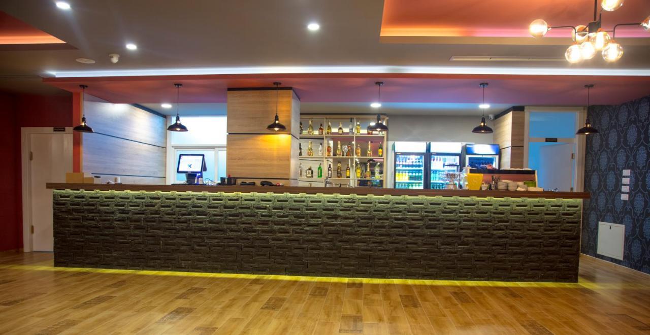 Hotel Sonoma Kosovo Polje Extérieur photo