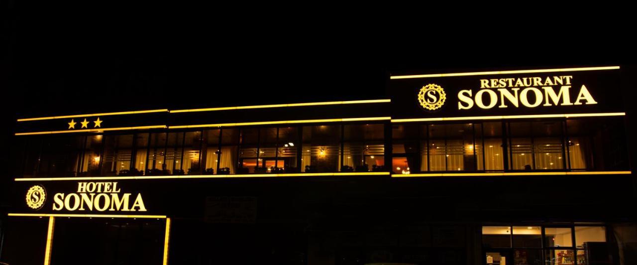 Hotel Sonoma Kosovo Polje Extérieur photo