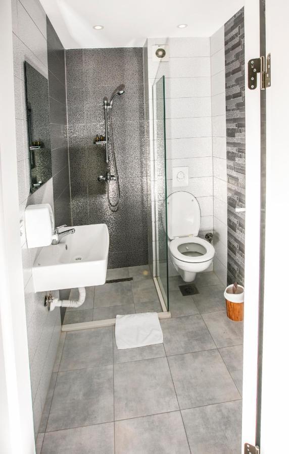 Hotel Sonoma Kosovo Polje Extérieur photo
