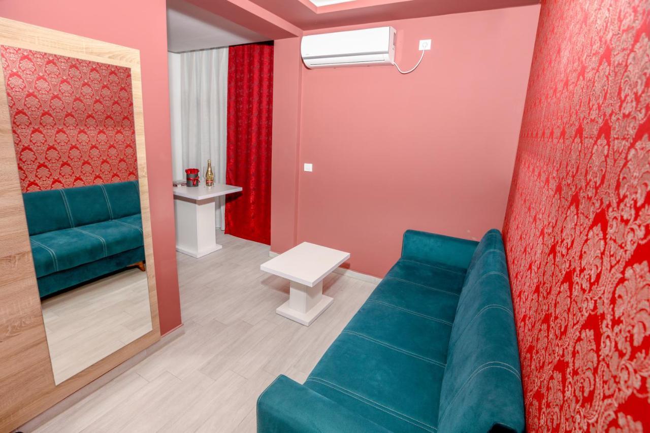 Hotel Sonoma Kosovo Polje Extérieur photo