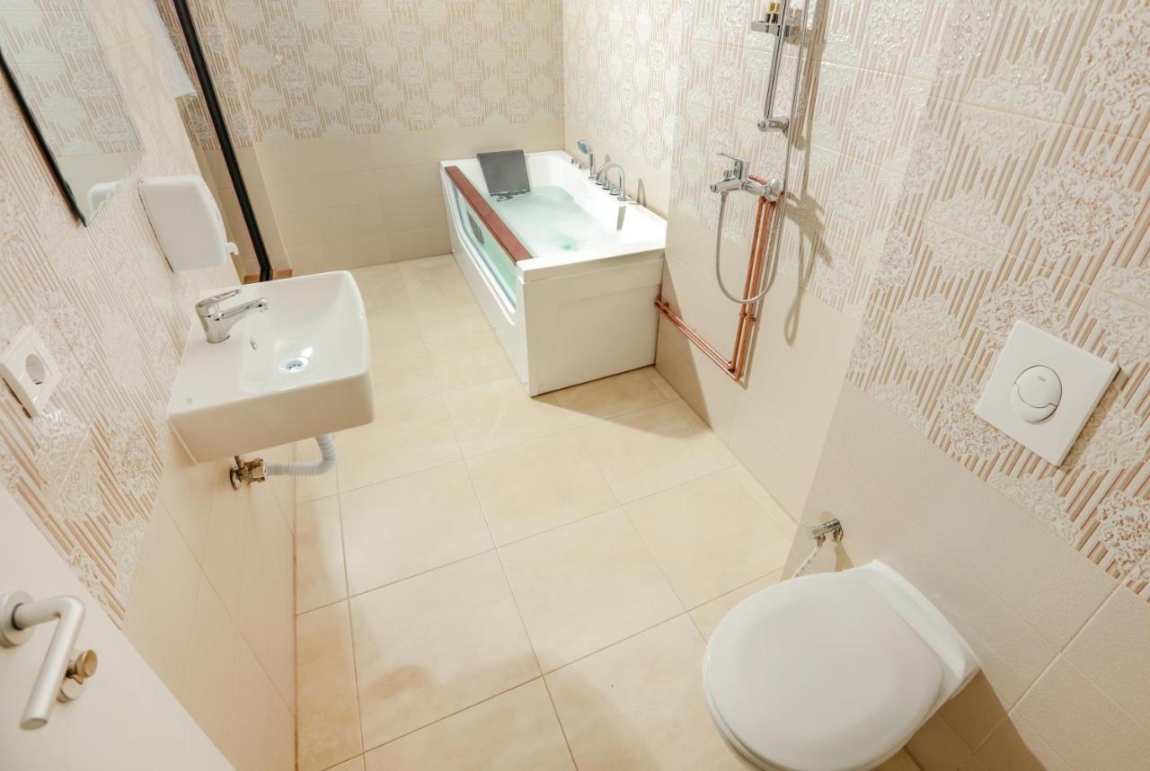 Hotel Sonoma Kosovo Polje Extérieur photo
