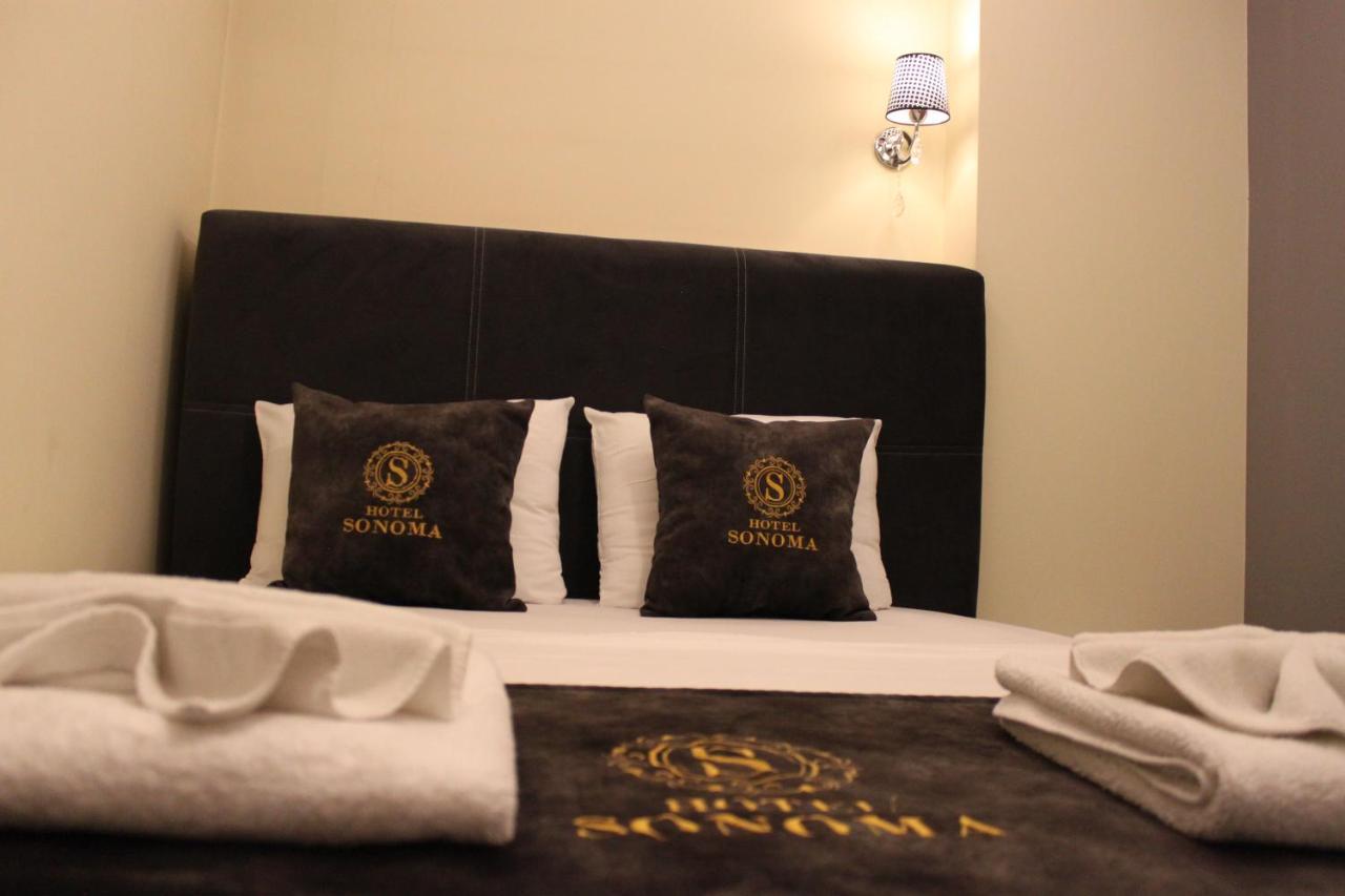 Hotel Sonoma Kosovo Polje Extérieur photo